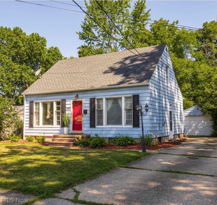 1597 Bond Street Property Photo 1