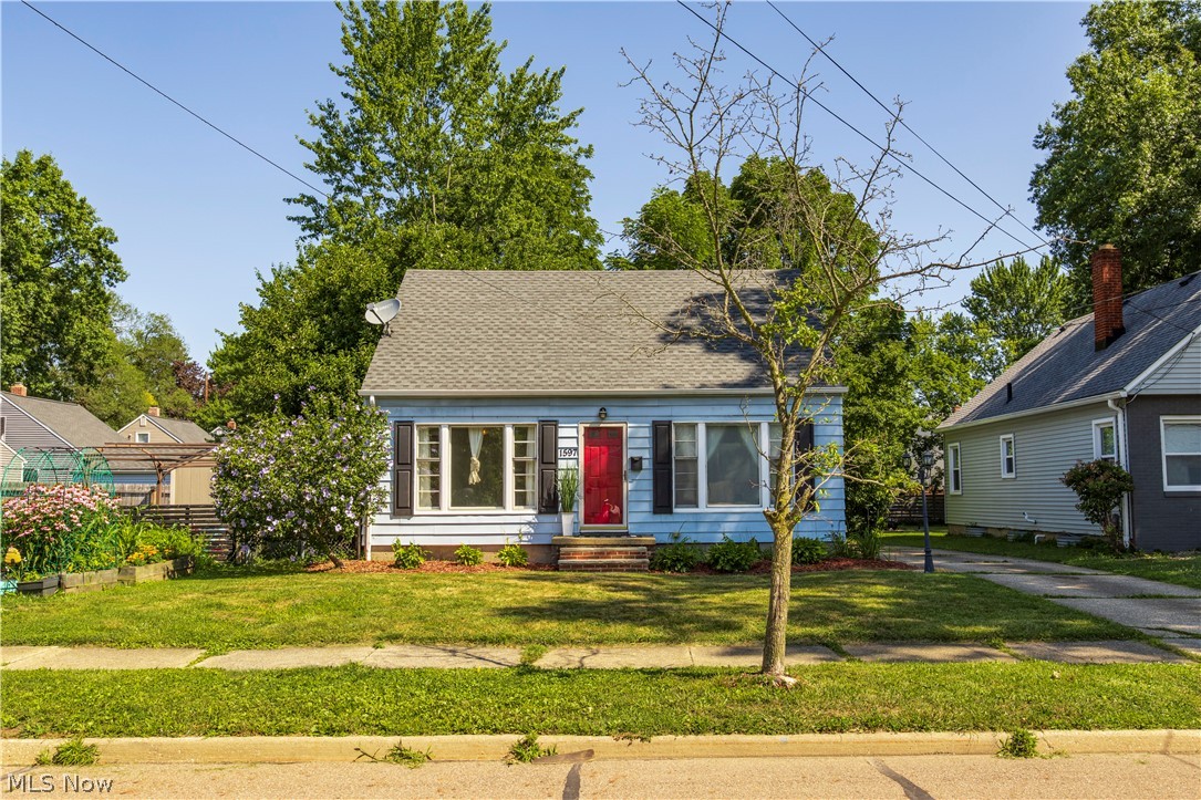 1597 Bond Street Property Photo 4