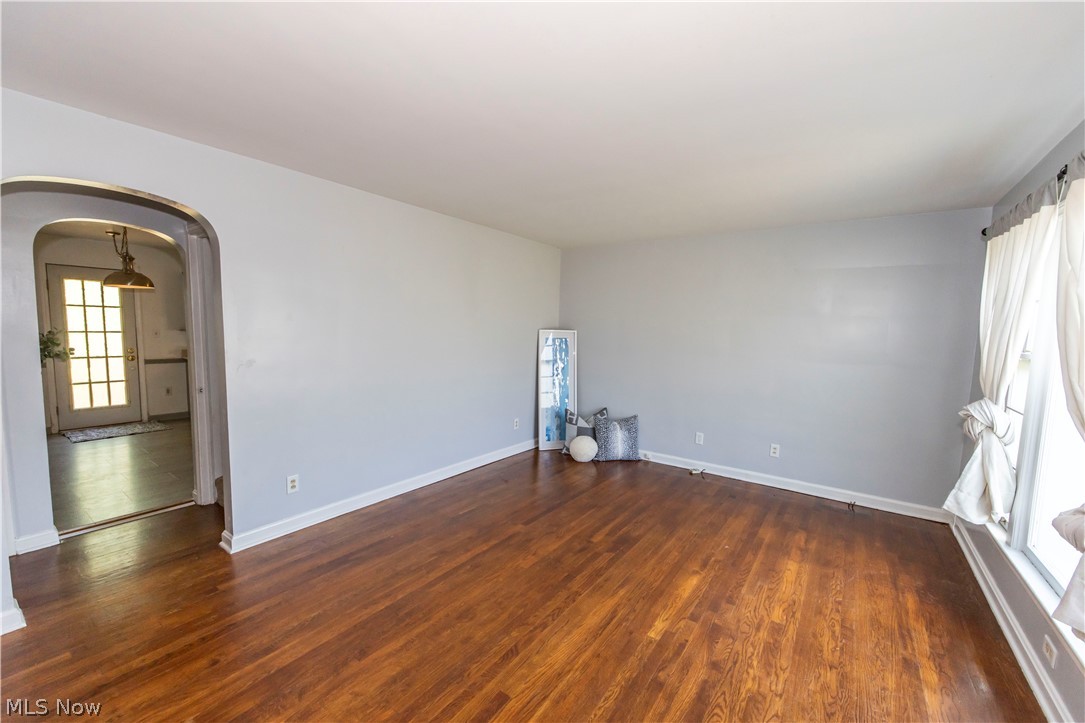1597 Bond Street Property Photo 8