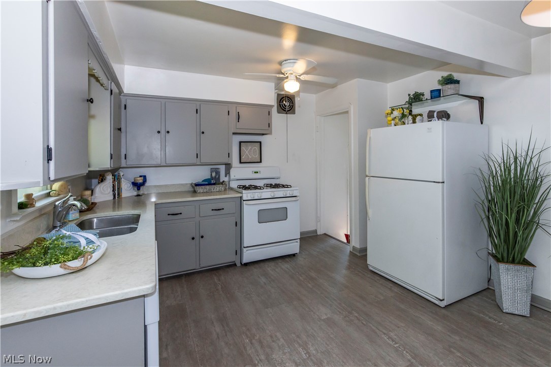 1597 Bond Street Property Photo 12
