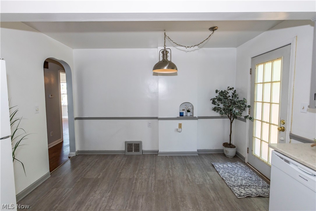 1597 Bond Street Property Photo 16