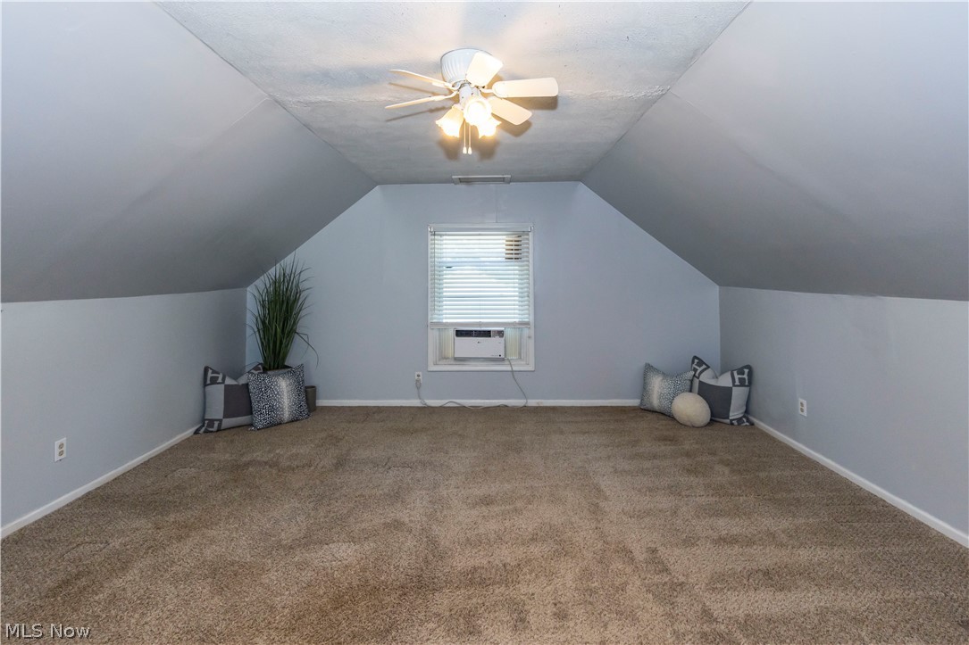 1597 Bond Street Property Photo 25