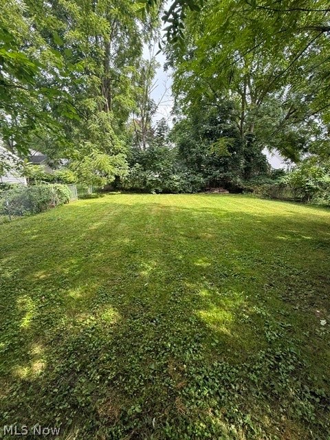 1597 Bond Street Property Photo 38