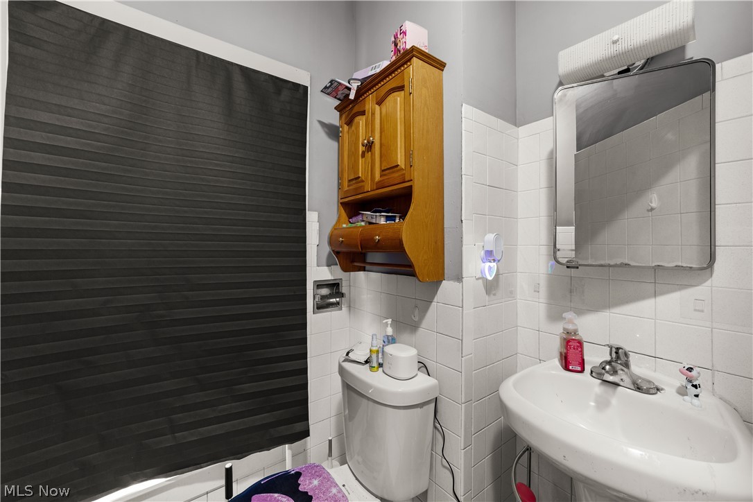 206 W 29th Street Property Photo 11
