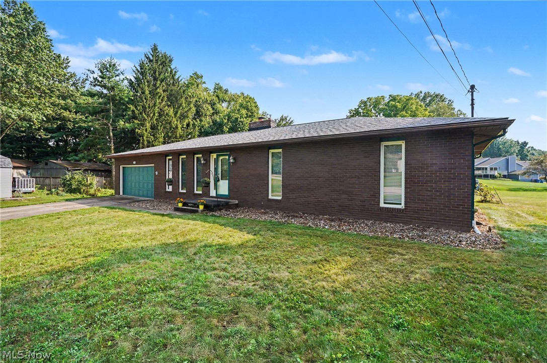 5818 Starview Circle Property Photo 3