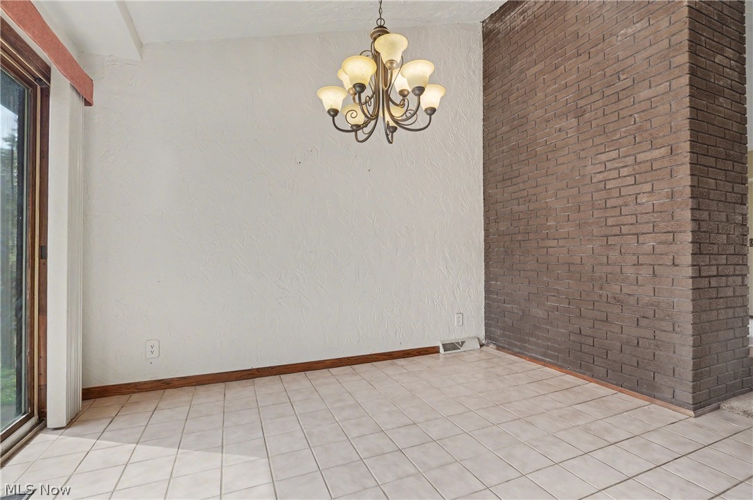 5818 Starview Circle Property Photo 9