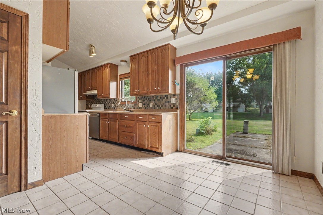 5818 Starview Circle Property Photo 10