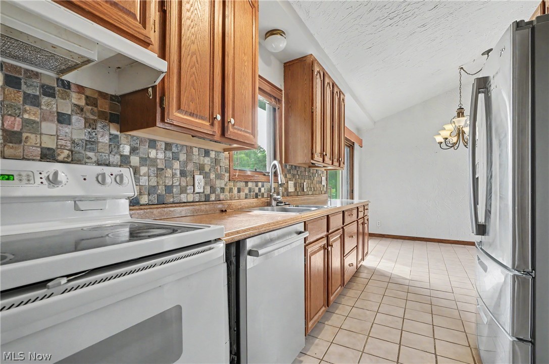 5818 Starview Circle Property Photo 13