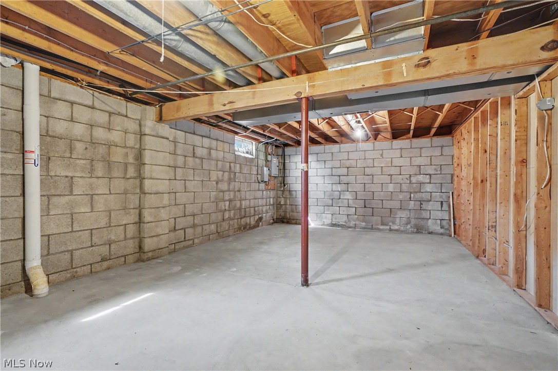 5818 Starview Circle Property Photo 33