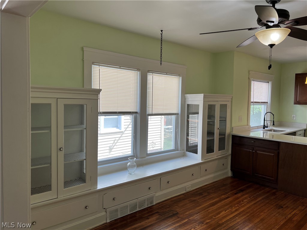 2249 Bellfield Avenue Property Photo 4