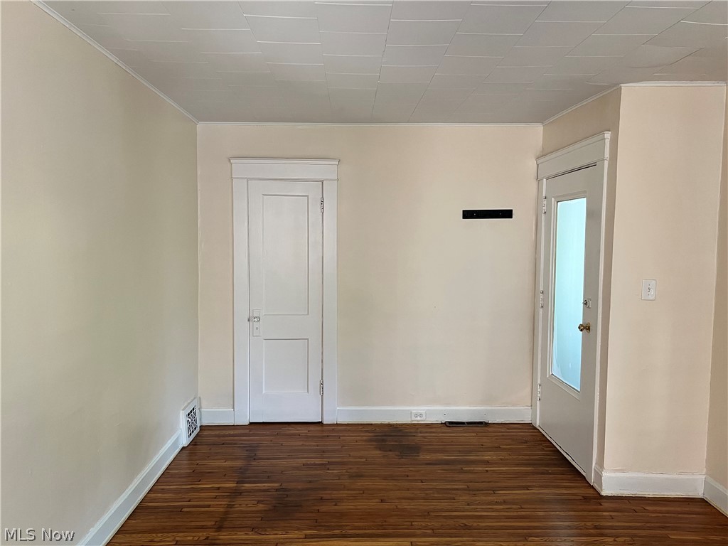 2249 Bellfield Avenue Property Photo 8