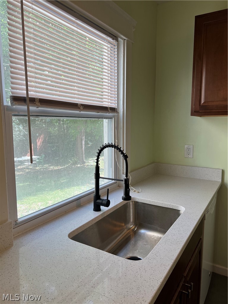 2249 Bellfield Avenue Property Photo 14