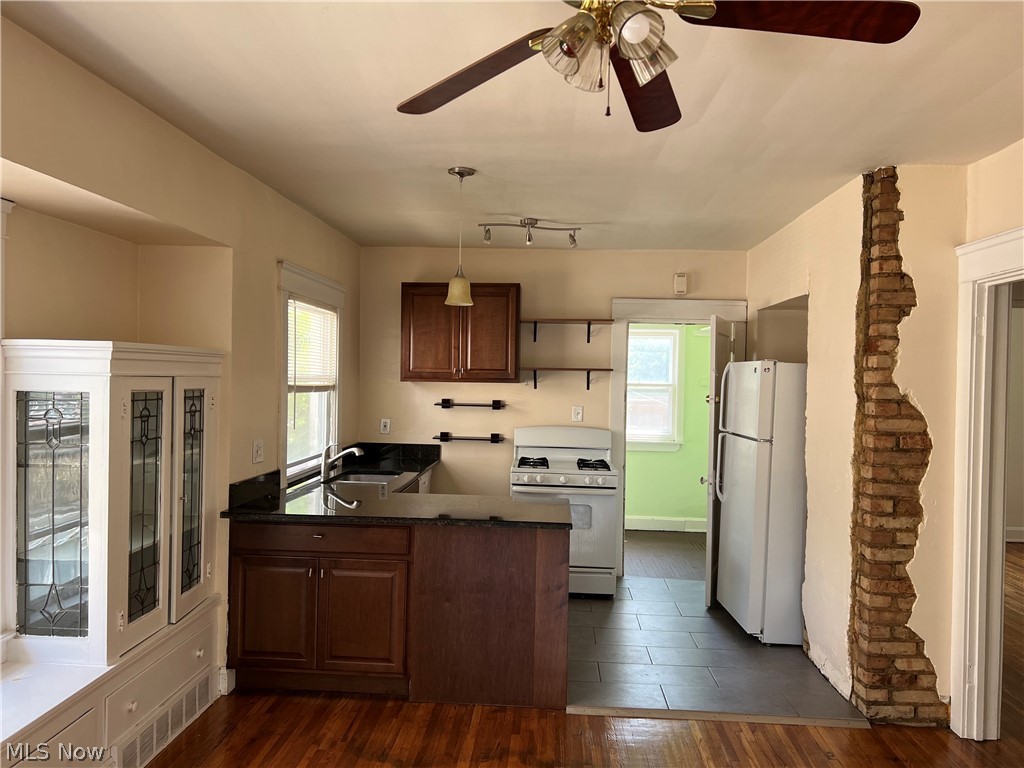 2249 Bellfield Avenue Property Photo 29