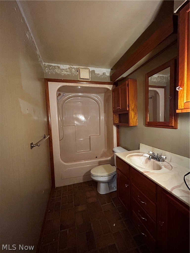 1915 Flint Avenue Property Photo 17