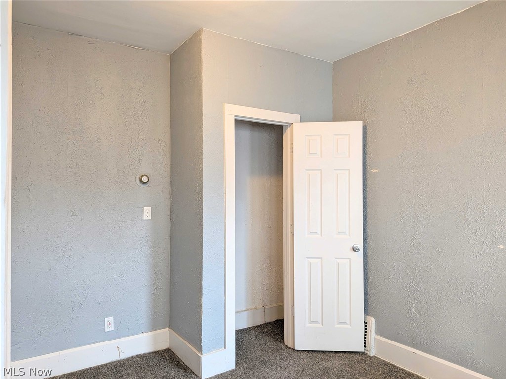 864 10th Street Ne Property Photo 8