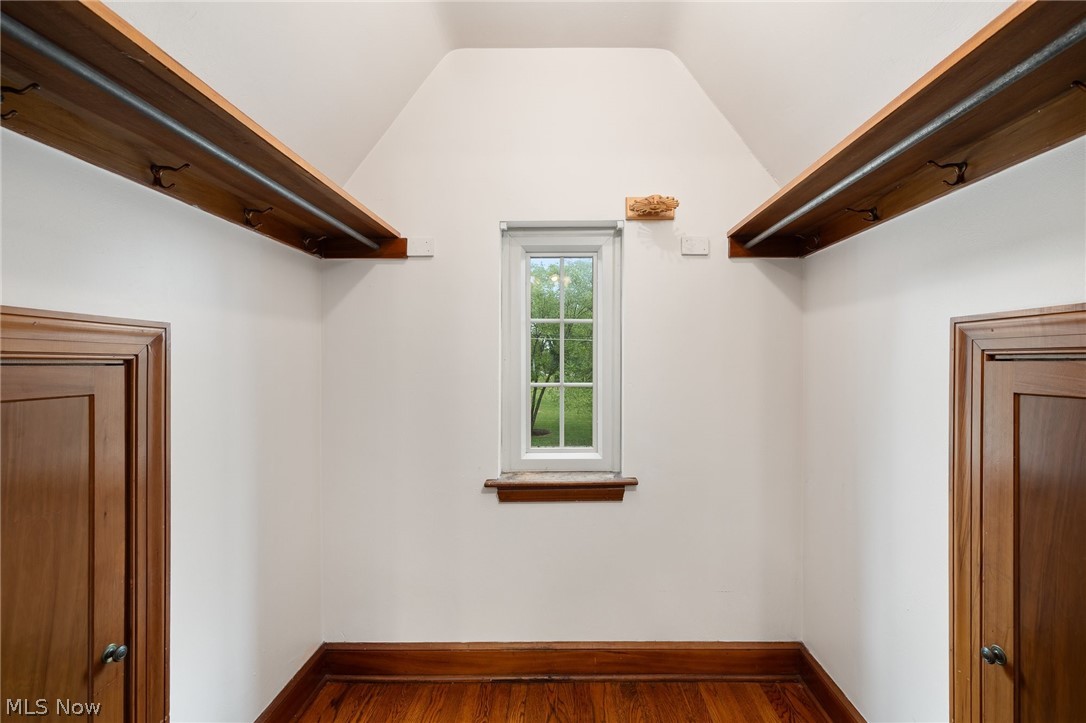 315 Samaritan Avenue Property Photo 16