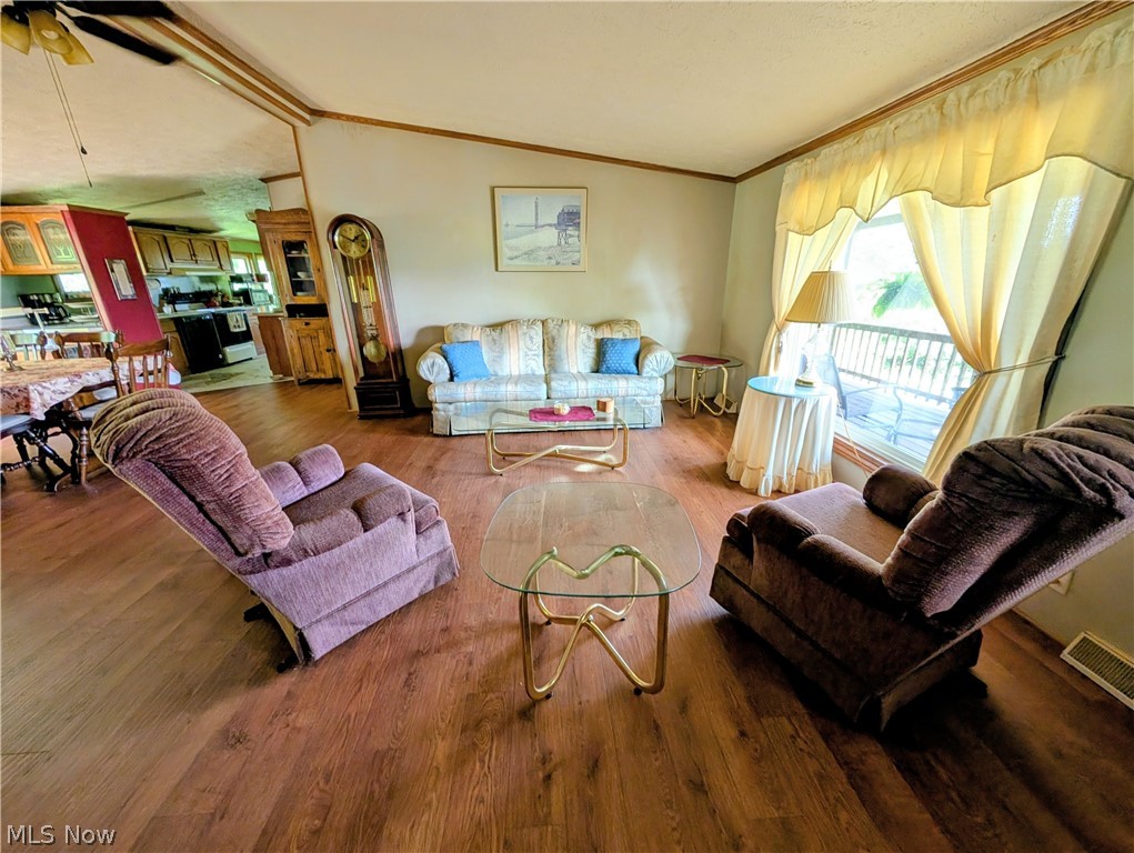 10811 Freedom Road Property Photo 10