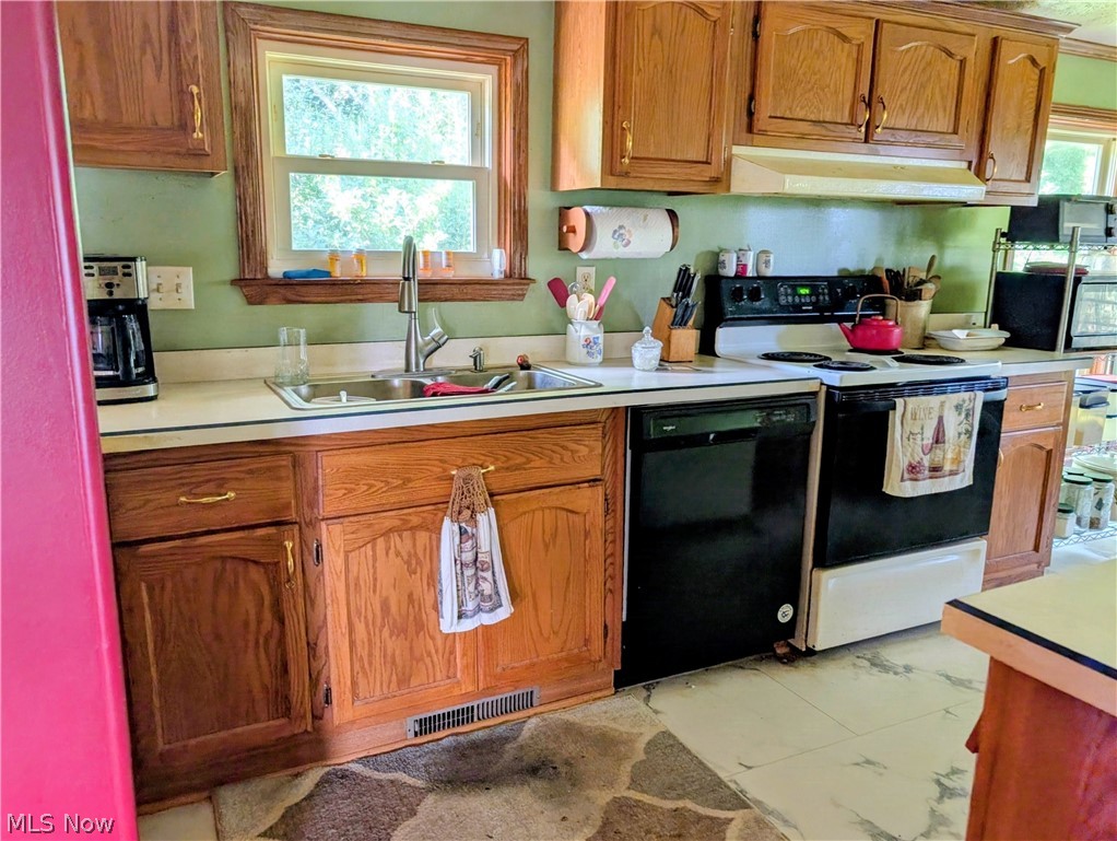 10811 Freedom Road Property Photo 17