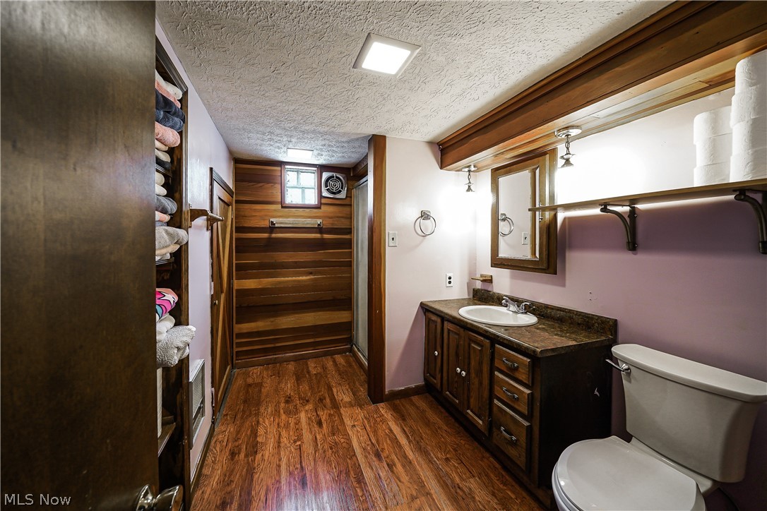 61 Hawk Avenue Property Photo 18