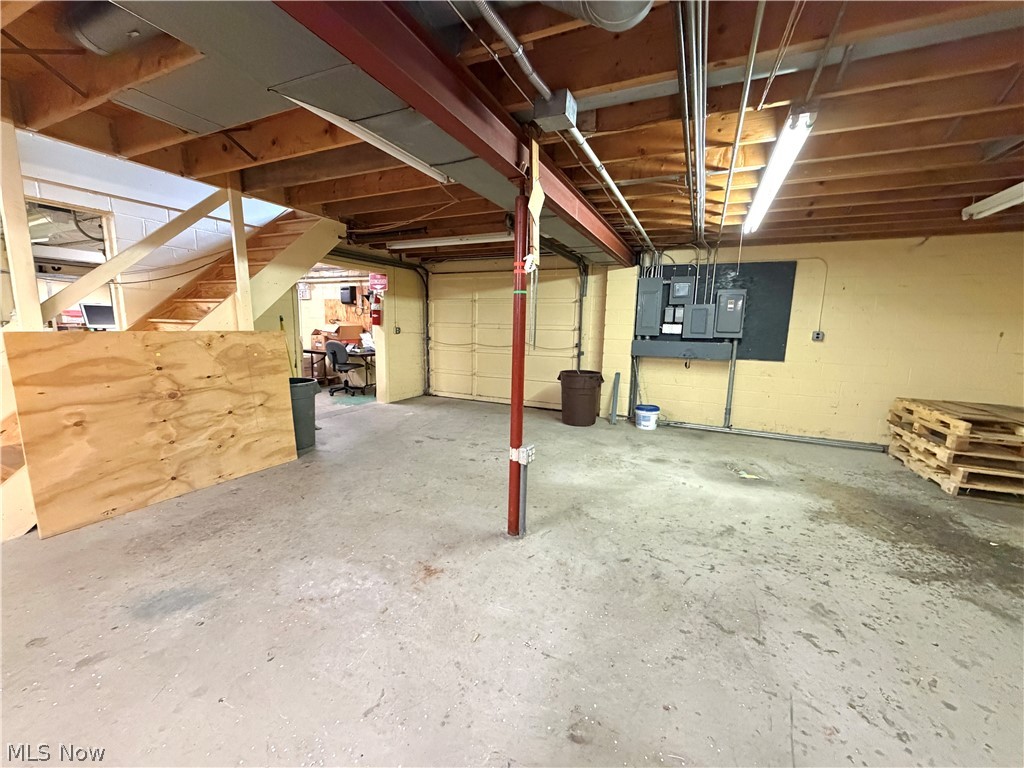 211 Yoder Avenue Ne Property Photo 28