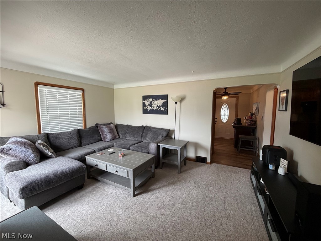 5235 W 46th Street Property Photo 2