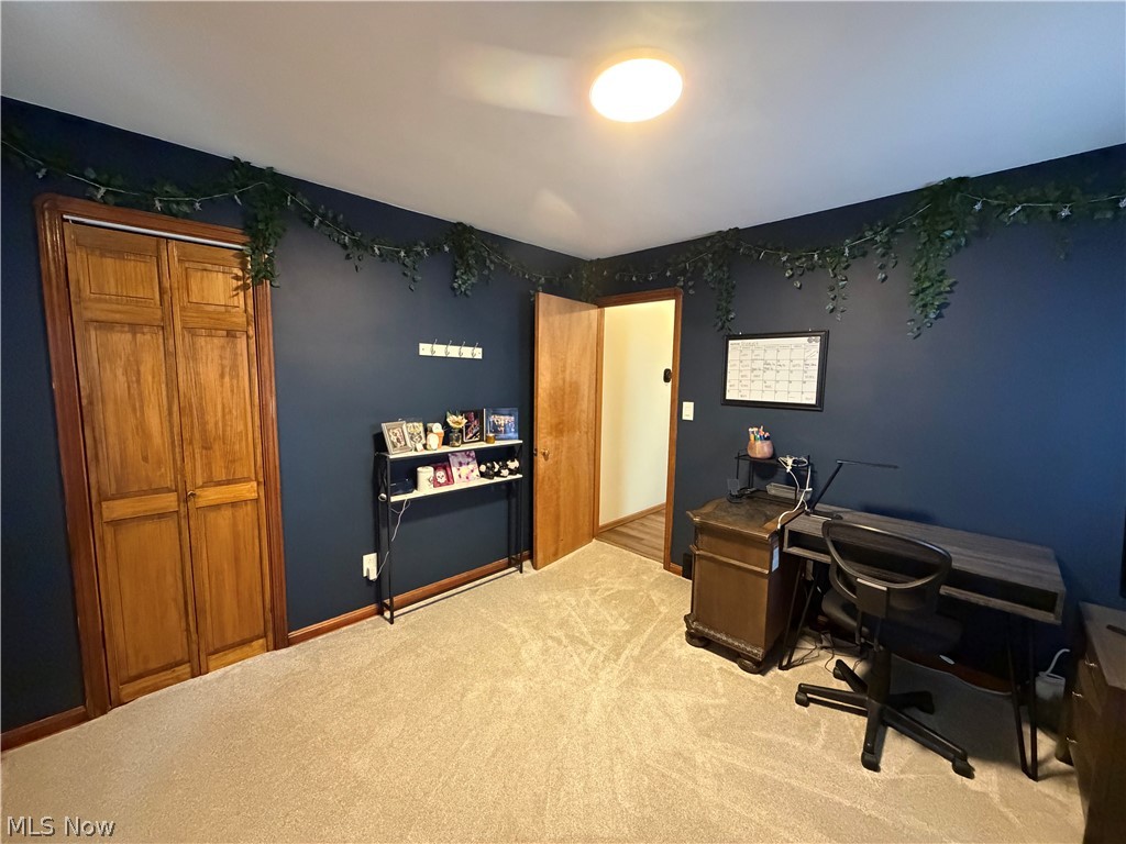 5235 W 46th Street Property Photo 9