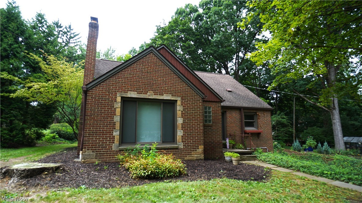 556 Royal Avenue Property Photo 1