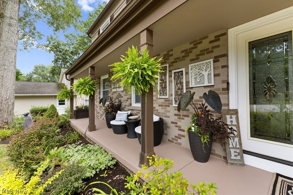 578 Martinique Circle Property Photo 3