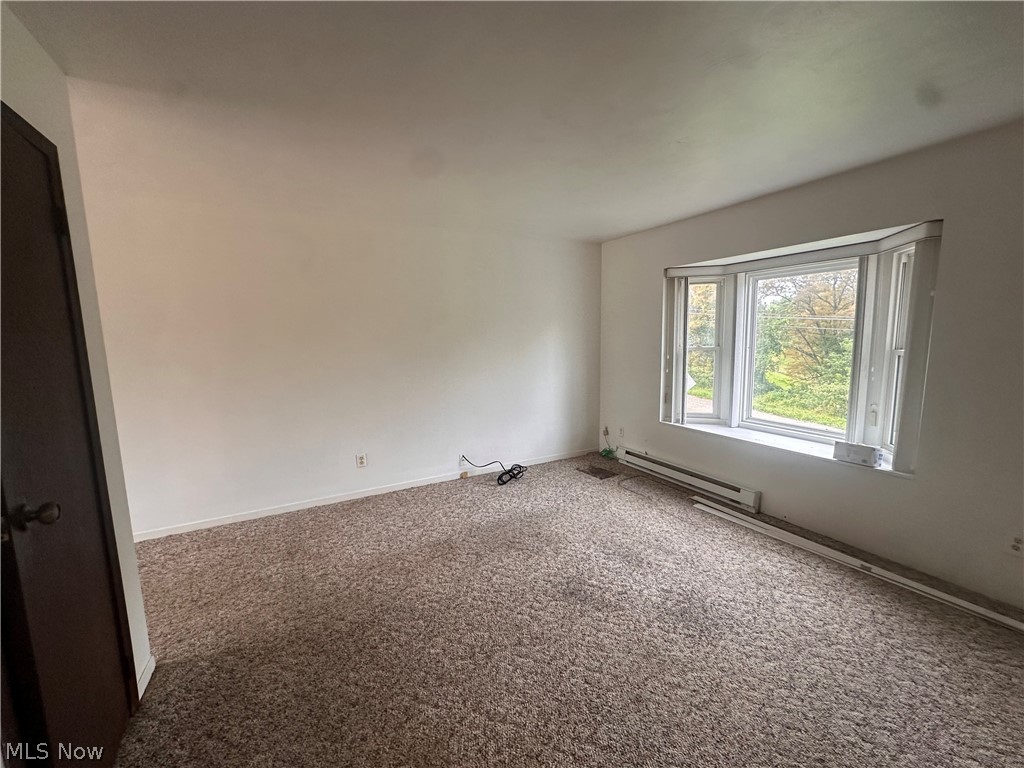 77 North Street Property Photo 4
