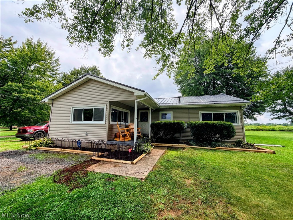 728 Johnson Plank Road Ne Property Photo 1