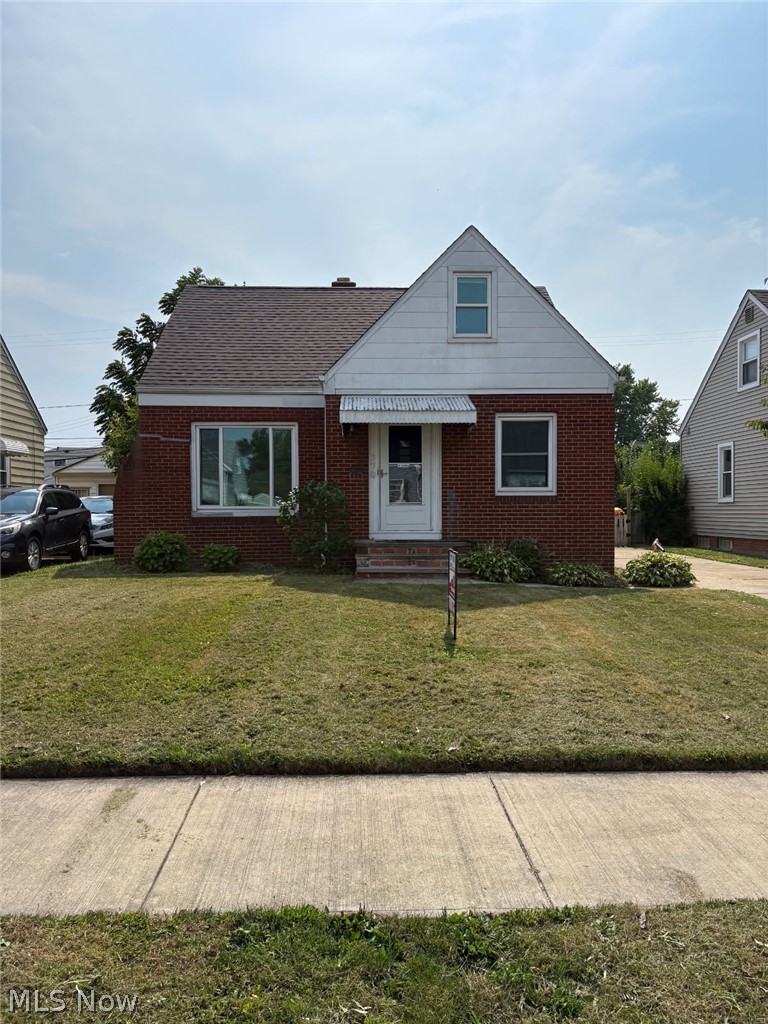 270 E 330th Street Property Photo 28