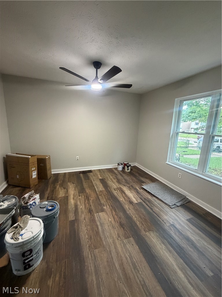 9409 Manor Avenue Property Photo 4