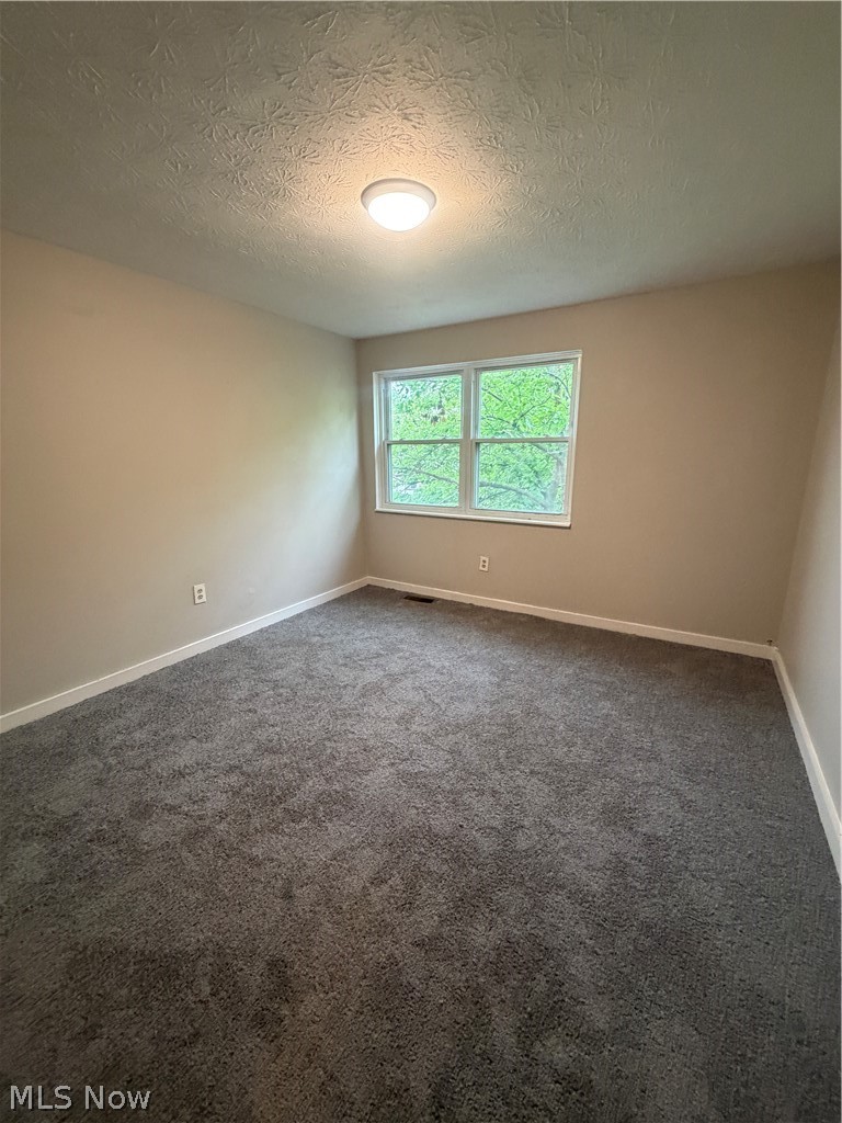 9409 Manor Avenue Property Photo 7
