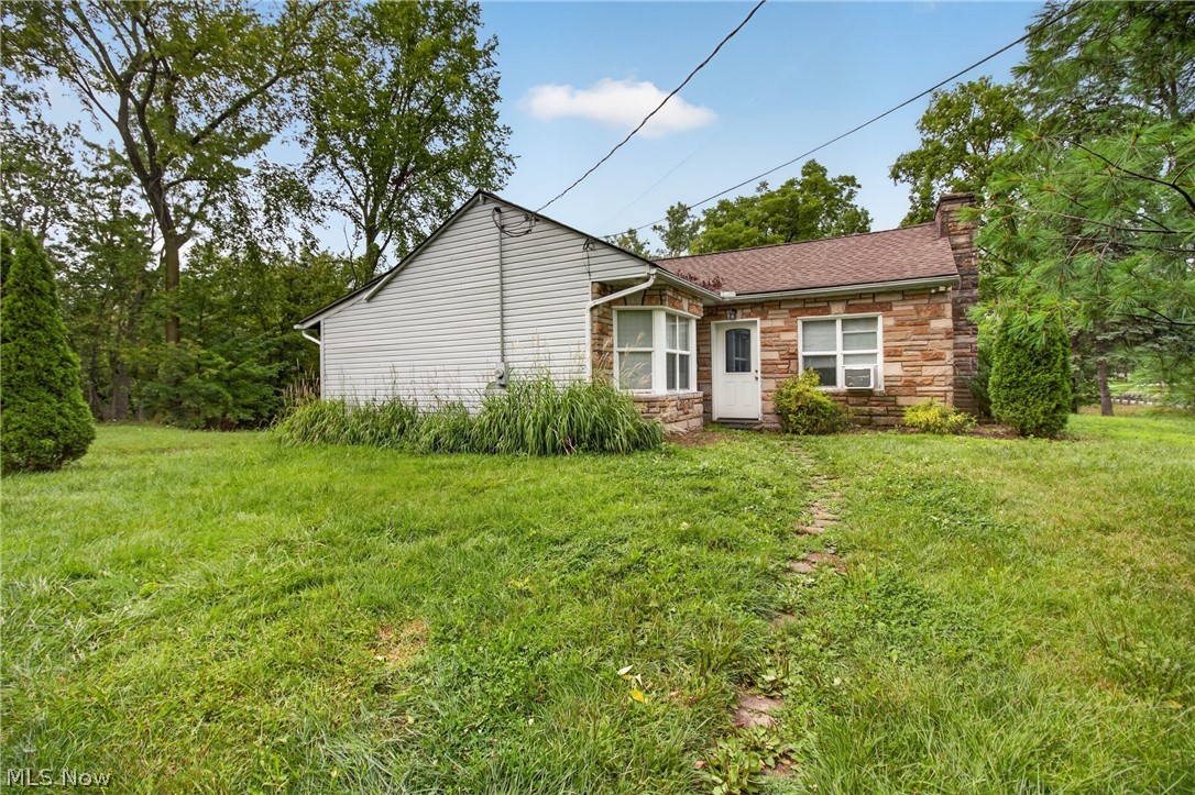 10550 Durkee Road Property Photo 2