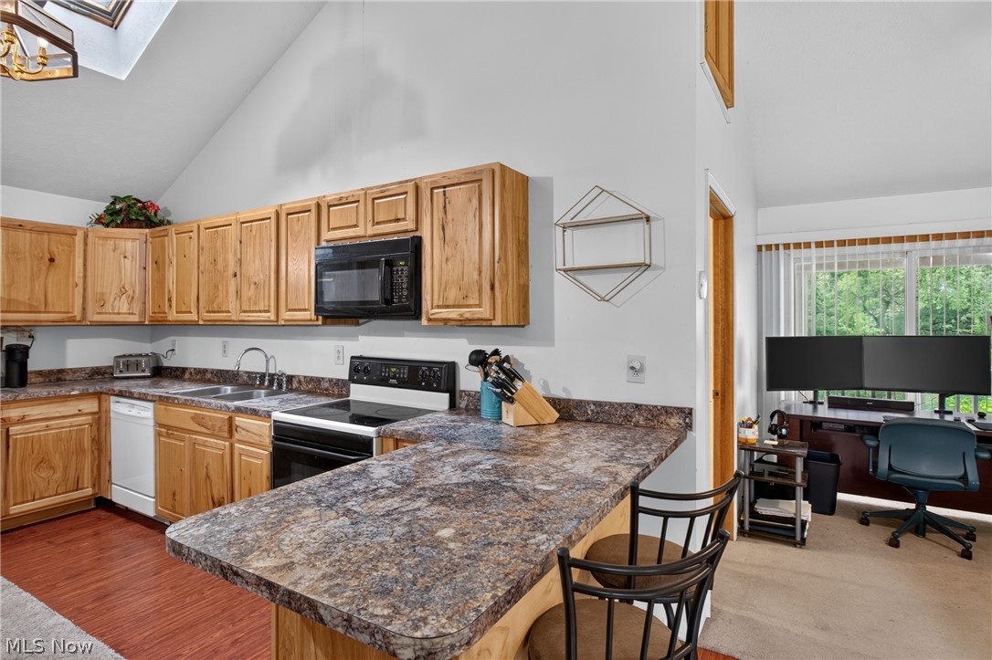 10550 Durkee Road Property Photo 9