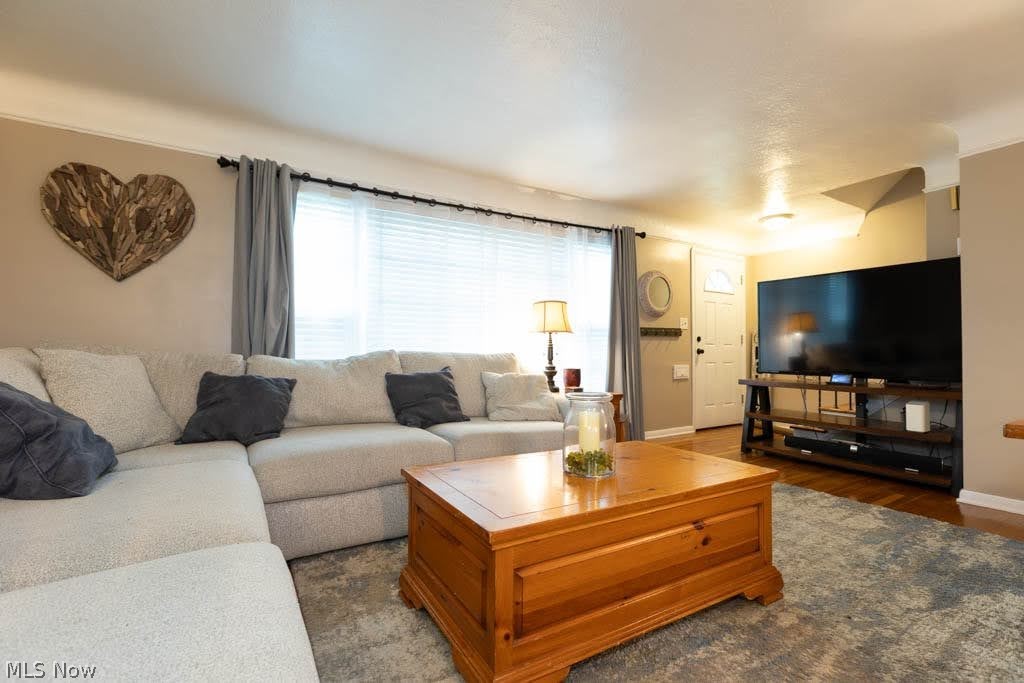4507 Kenmore Avenue Property Photo 8