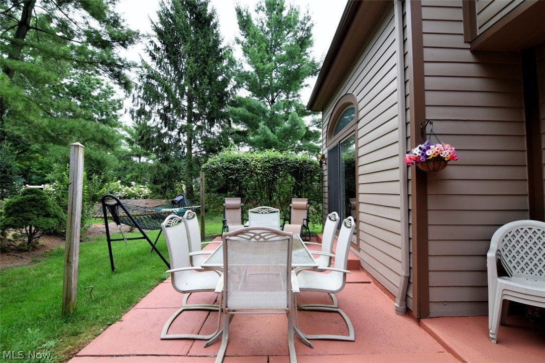 10 Windrush Property Photo 36