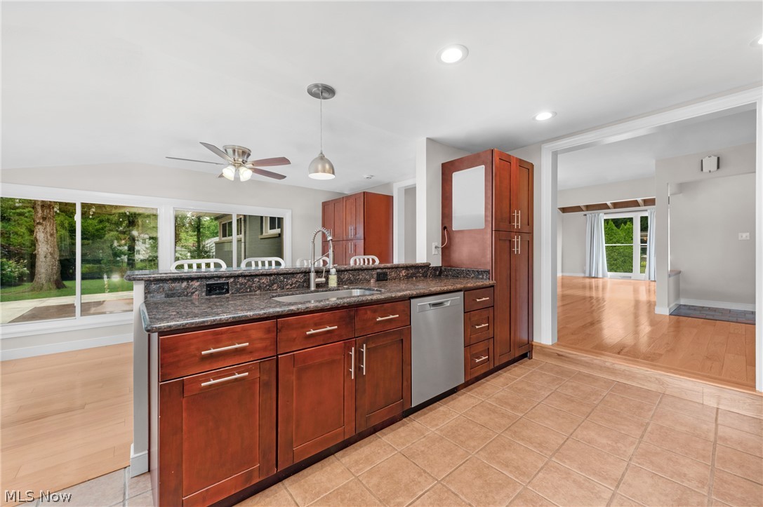 374 Bradley Road Property Photo 14