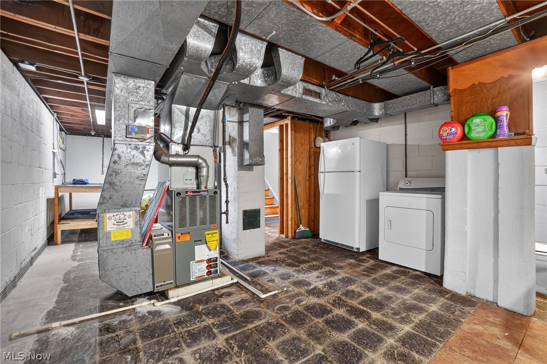 2239 Larchmont Drive Property Photo 28