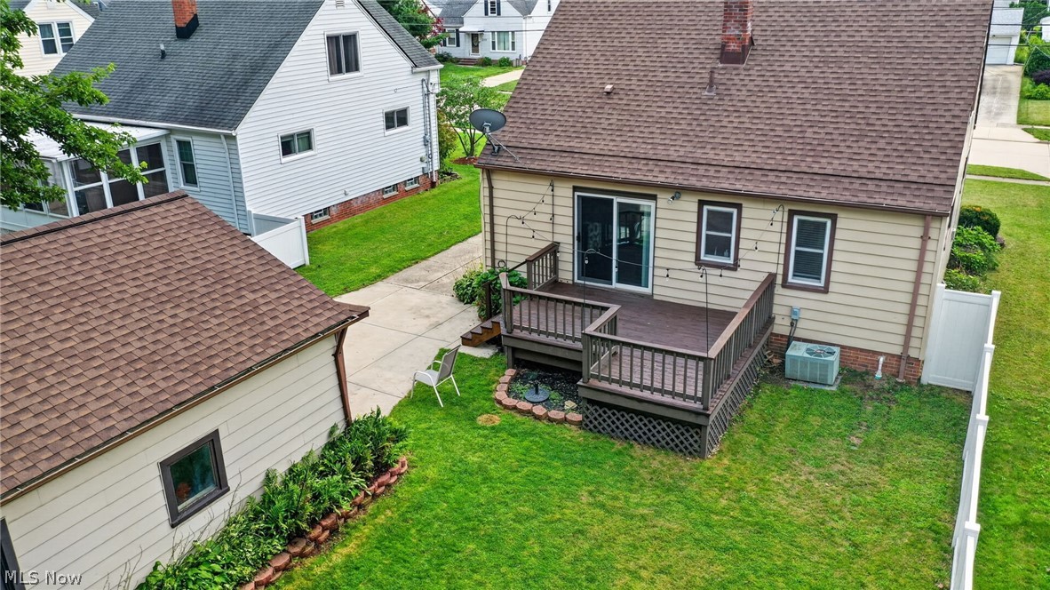 2239 Larchmont Drive Property Photo 38
