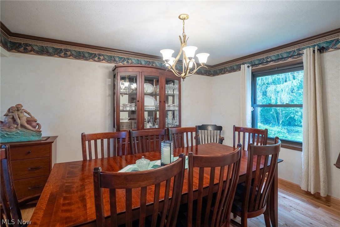 6672 Beverly May Drive Property Photo 12