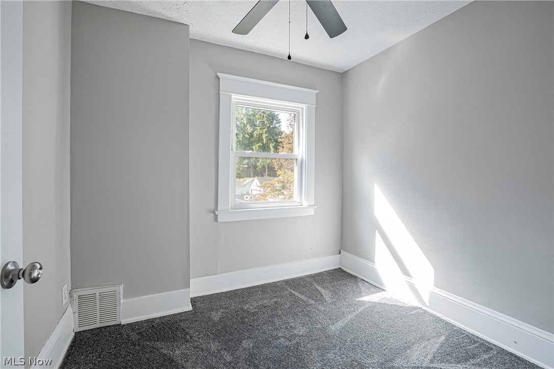 486 Sumatra Avenue Property Photo 18