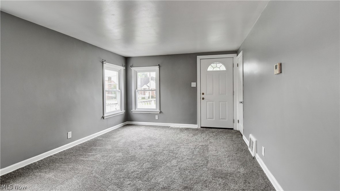 2929 Helen Place Nw Property Photo 8
