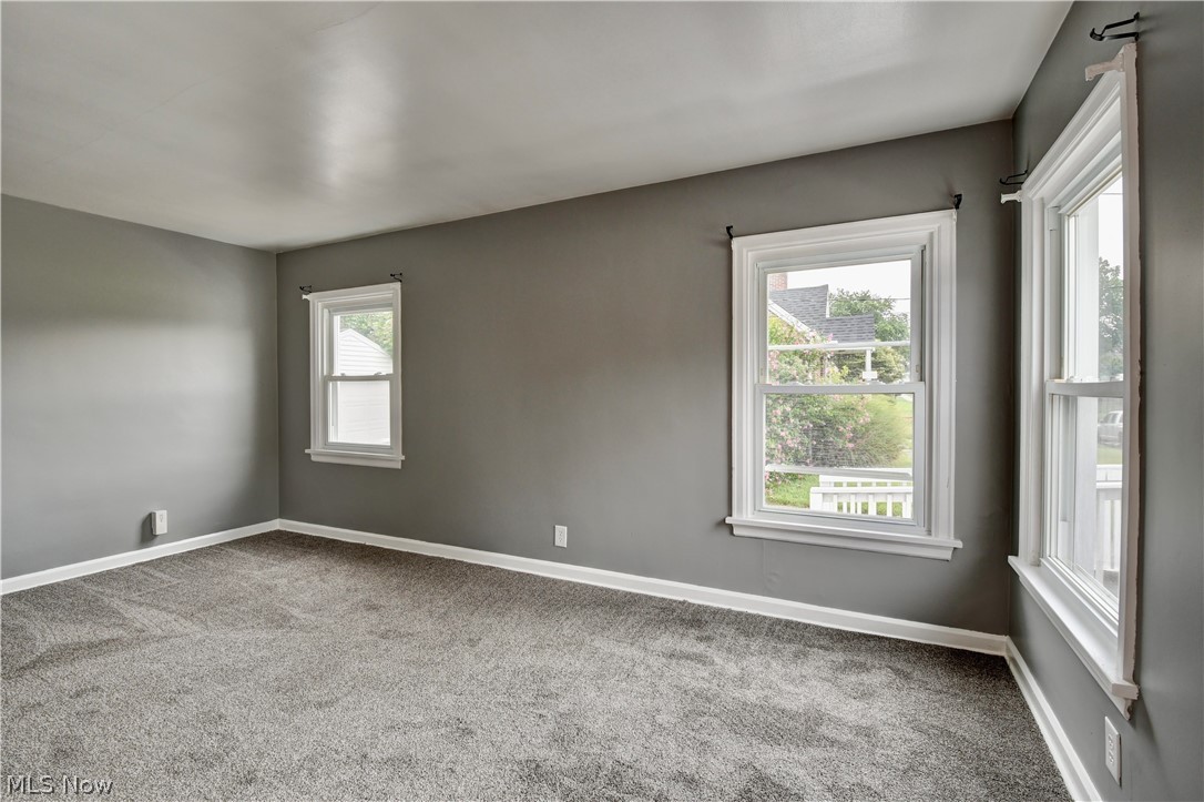 2929 Helen Place Nw Property Photo 9