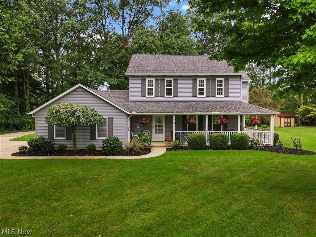376 Creekside Drive Property Photo 1