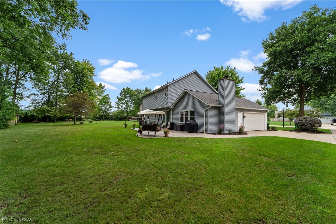 376 Creekside Drive Property Photo 2
