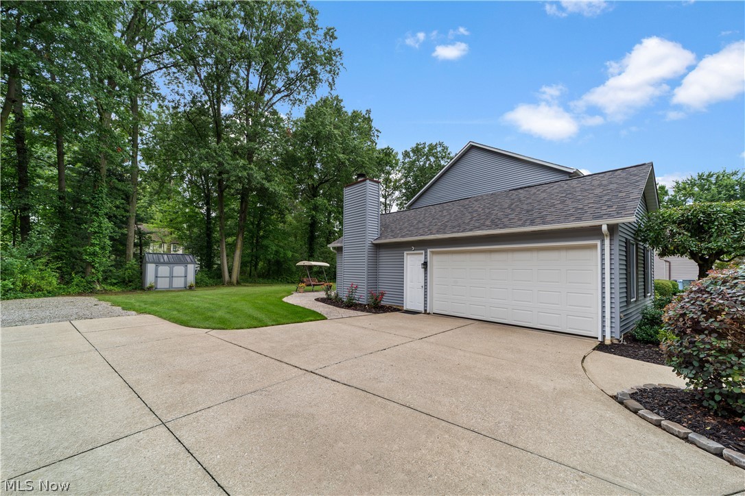 376 Creekside Drive Property Photo 3