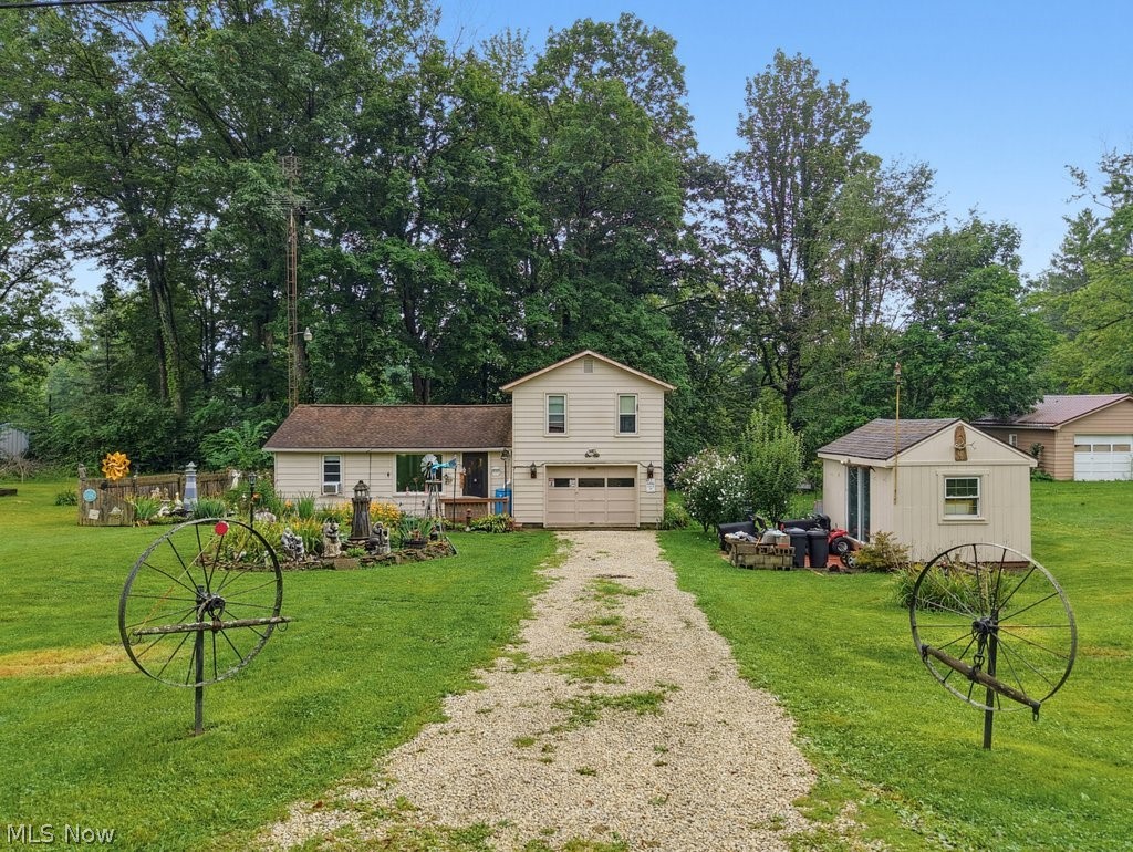 2072 Hilltop Drive Property Photo 1