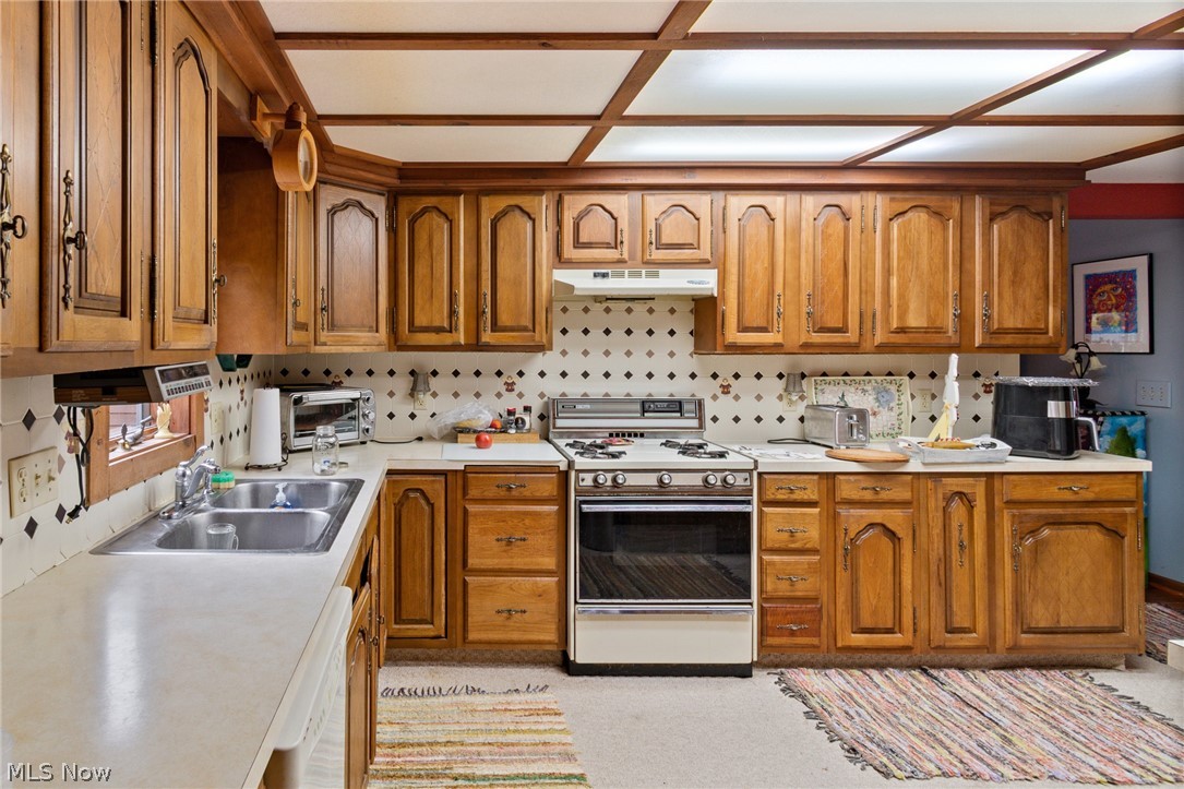 3867 Bay Path Drive Property Photo 19