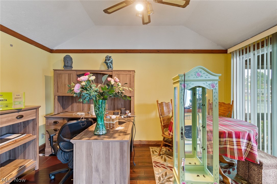 3867 Bay Path Drive Property Photo 20